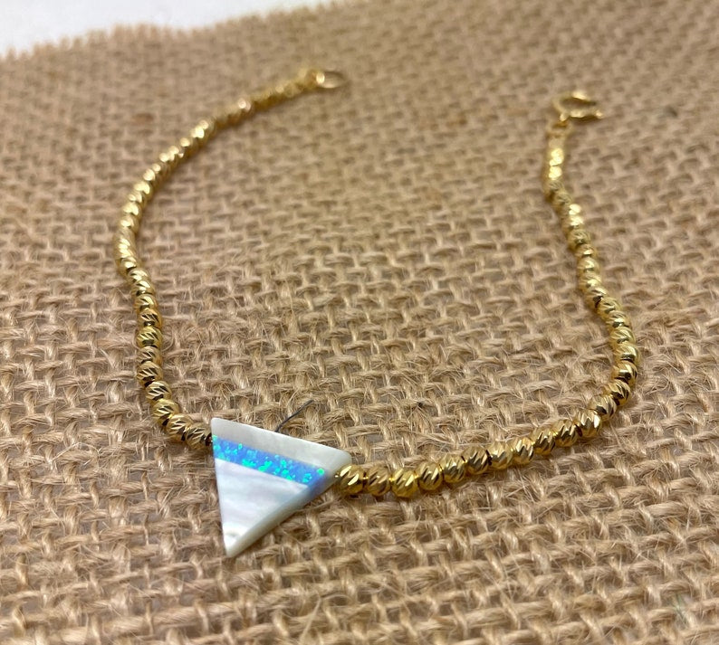 Triangle Bracelet β Unique Geometric Jewelry