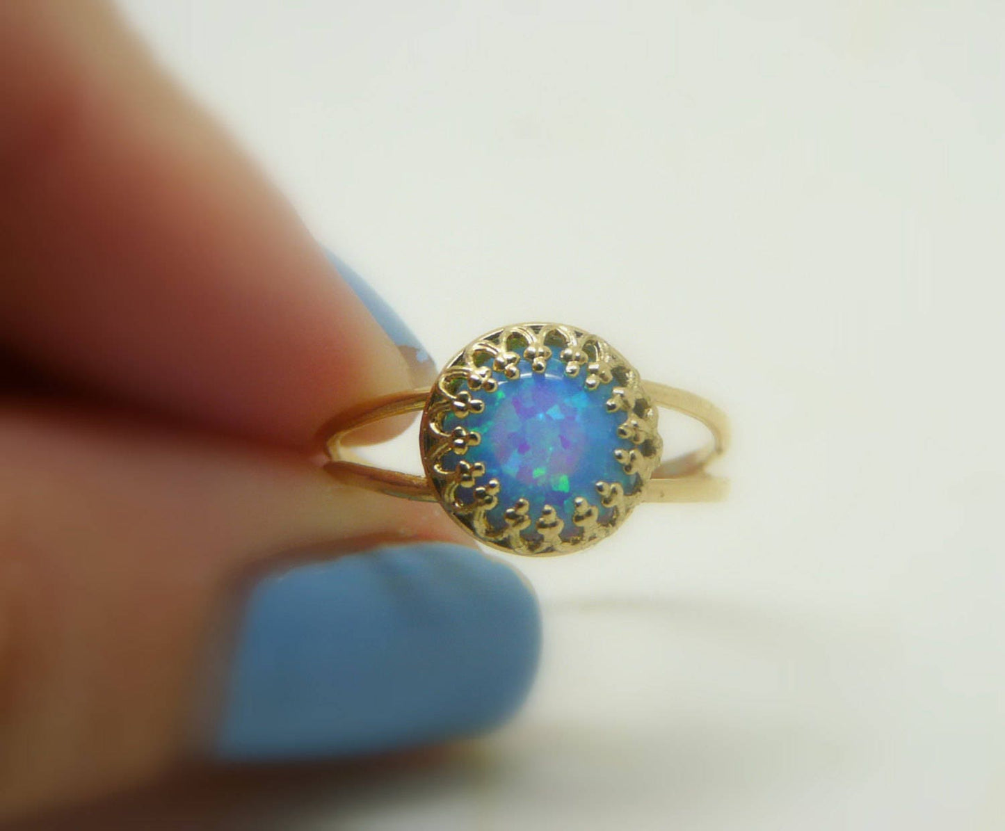 Statement Ring – A Dazzling Touch of Elegance
