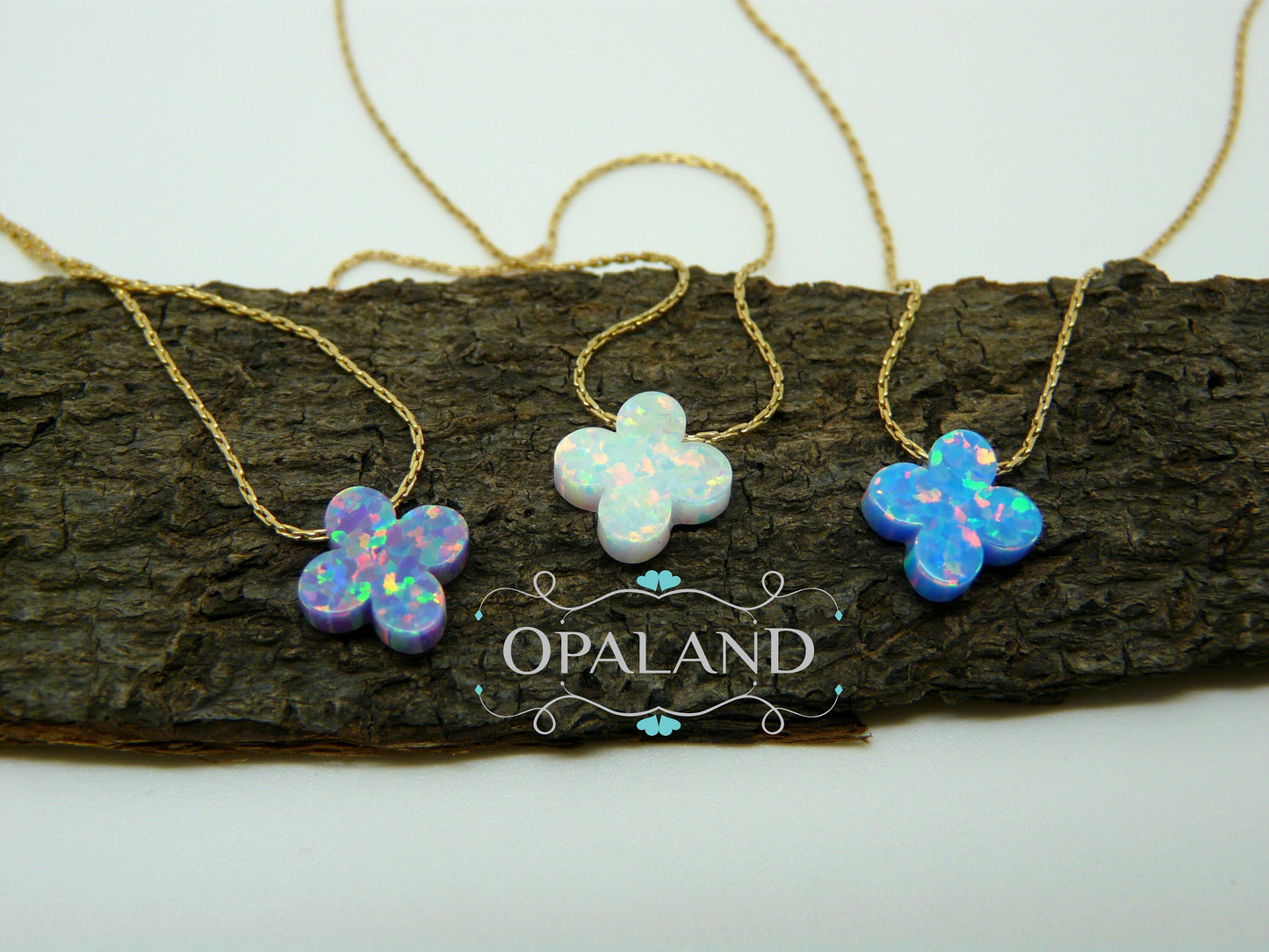 Opal Clover Necklace – A Lucky Charm