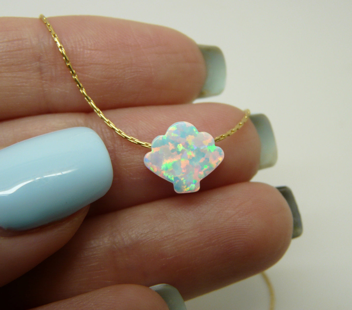 Opal Shell Necklace – Ocean-Inspired Elegance
