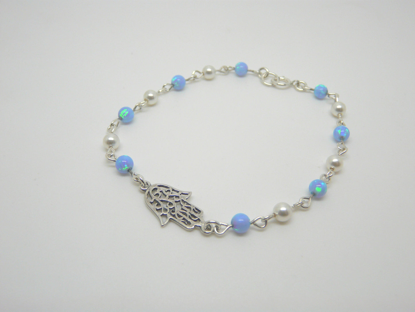 Women's Hollow Hamsa Beaded bracelet