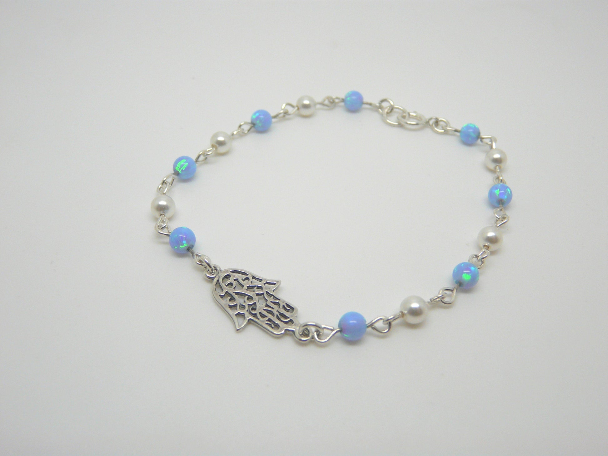 Women's Hollow Hamsa Beaded bracelet