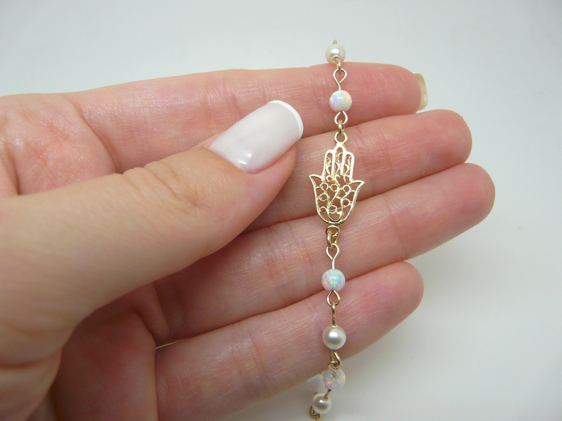 Women's Hollow Hamsa Beaded bracelet