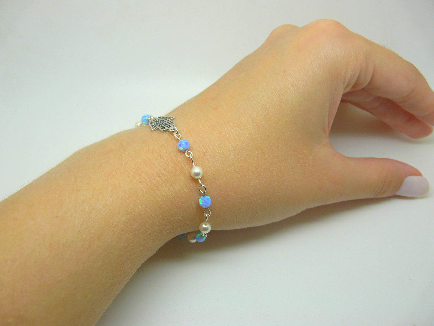 Women's Hollow Hamsa Beaded bracelet