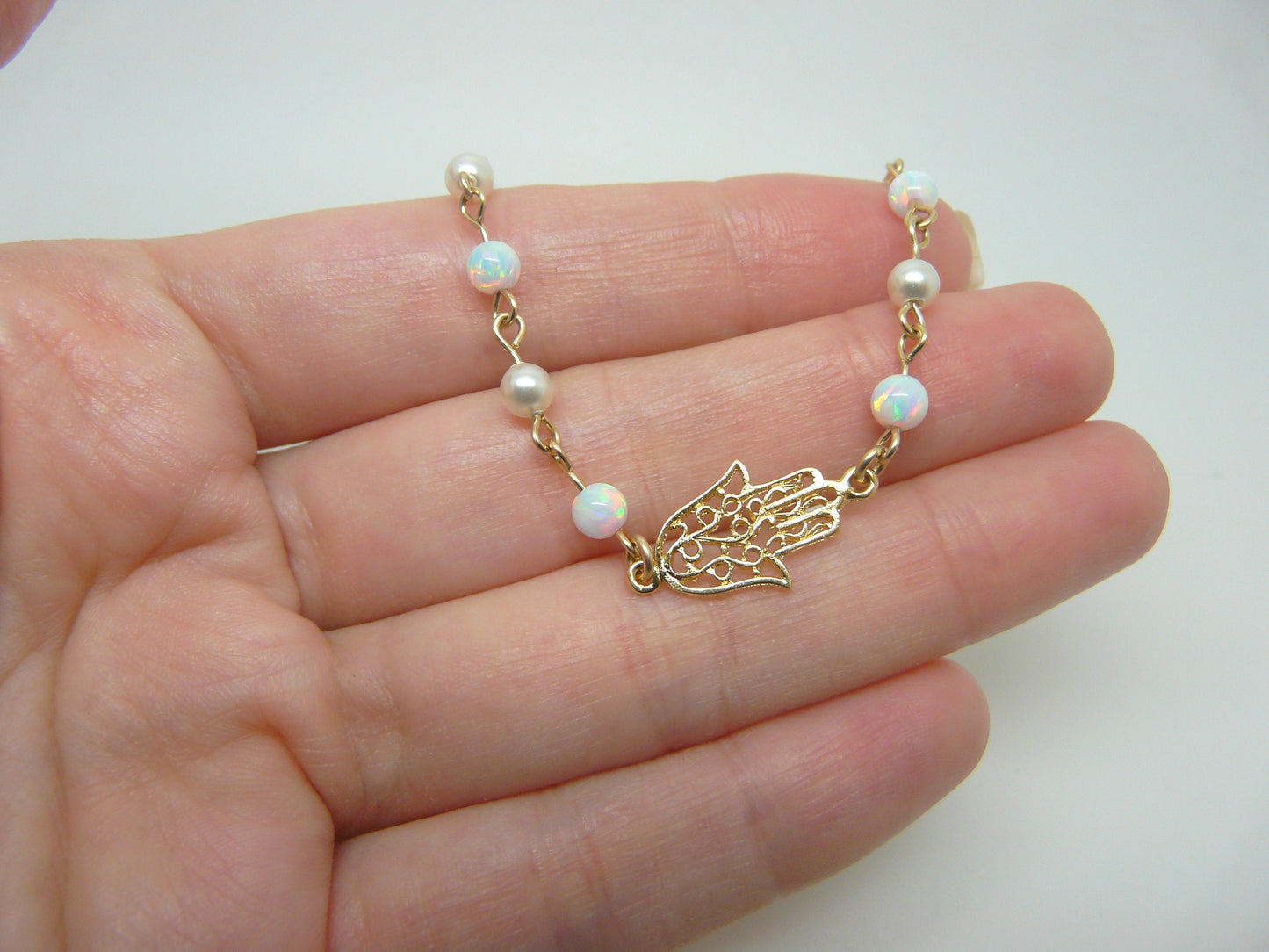 Women's Hollow Hamsa Beaded bracelet