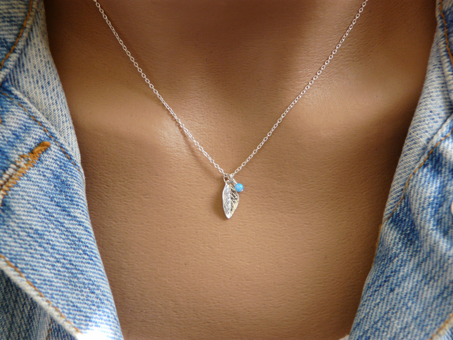 Sterling silver leaf Opal necklace - OpaLandJewelry