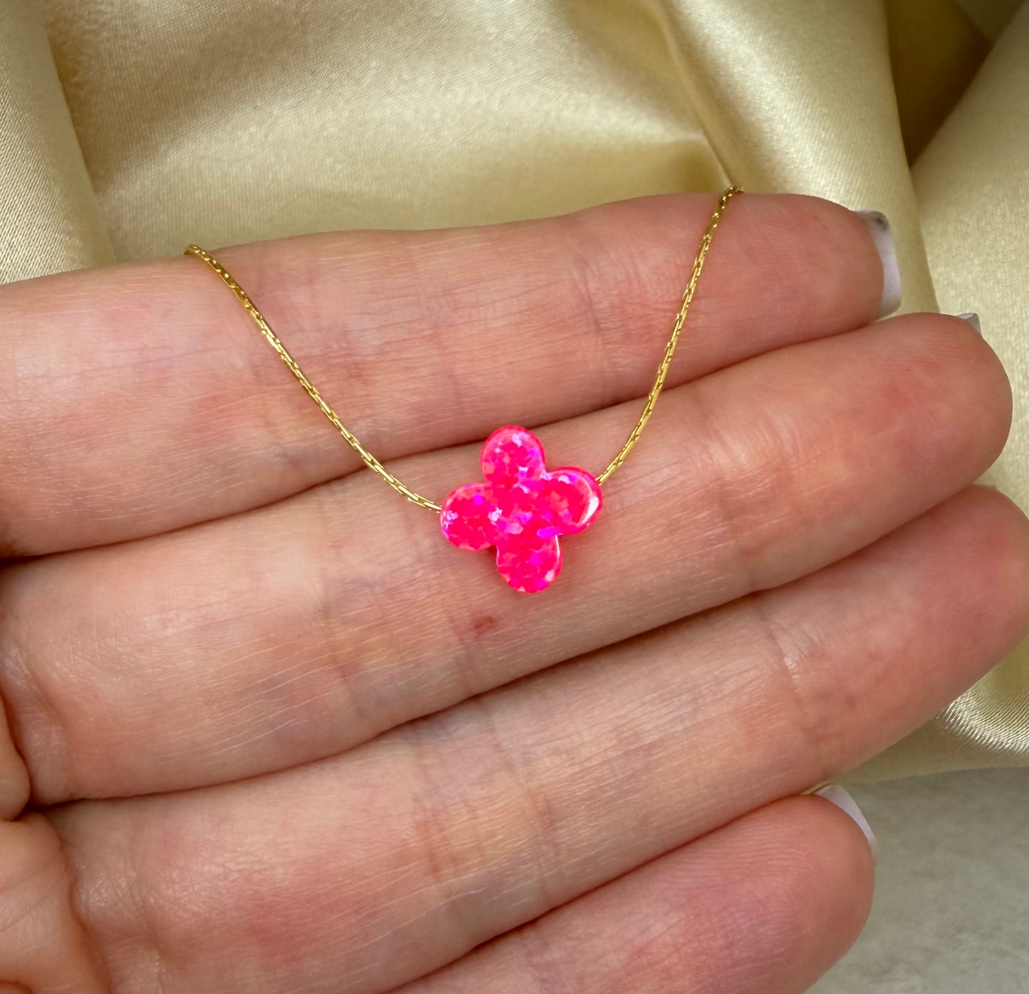 Opal Clover Necklace – Lucky Charm