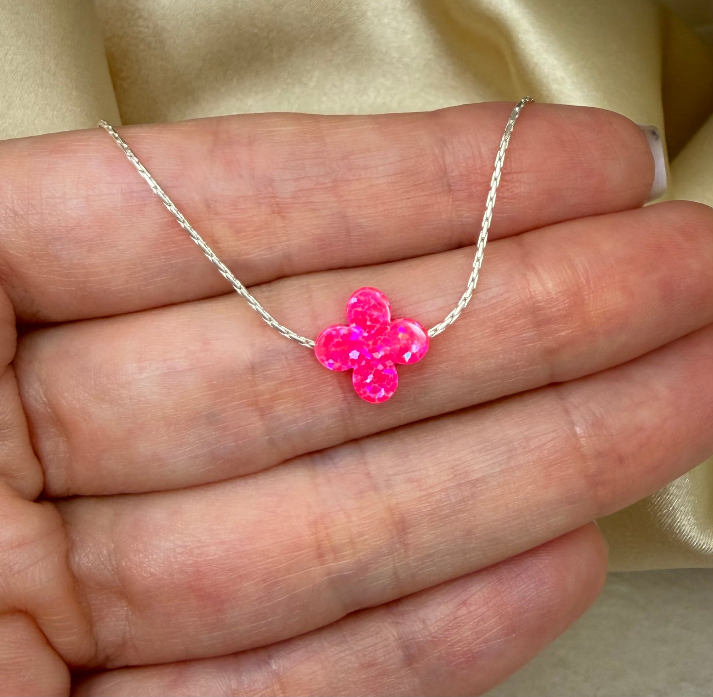 Opal Clover Necklace – Lucky Charm