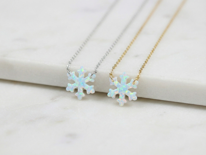 Snowflake Necklace – Winter Wonderland Charm