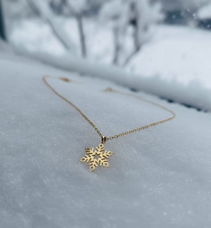 Minimalist Snowflake Necklace