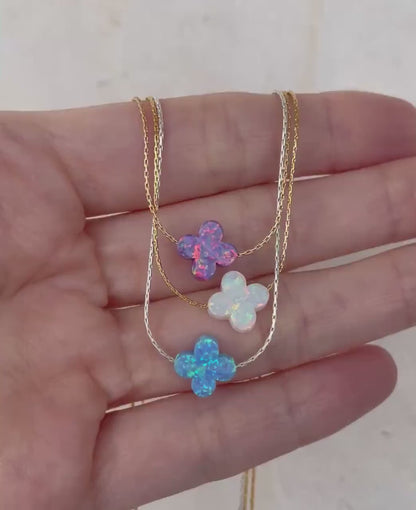 Opal Clover Necklace – Lucky Charm