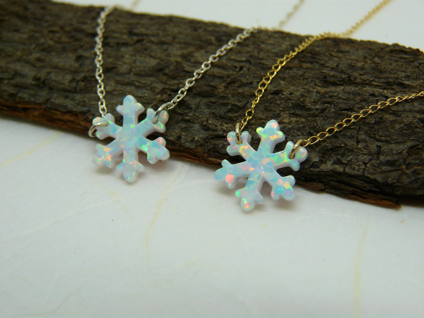 Snowflake necklace - OpaLandJewelry