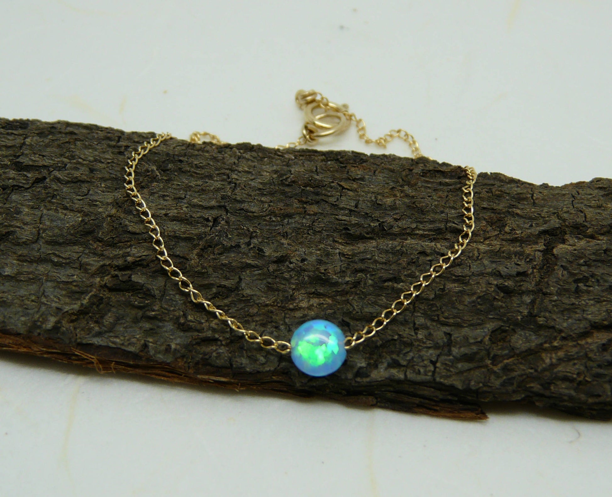 Tiny Opal bracelet - OpaLandJewelry