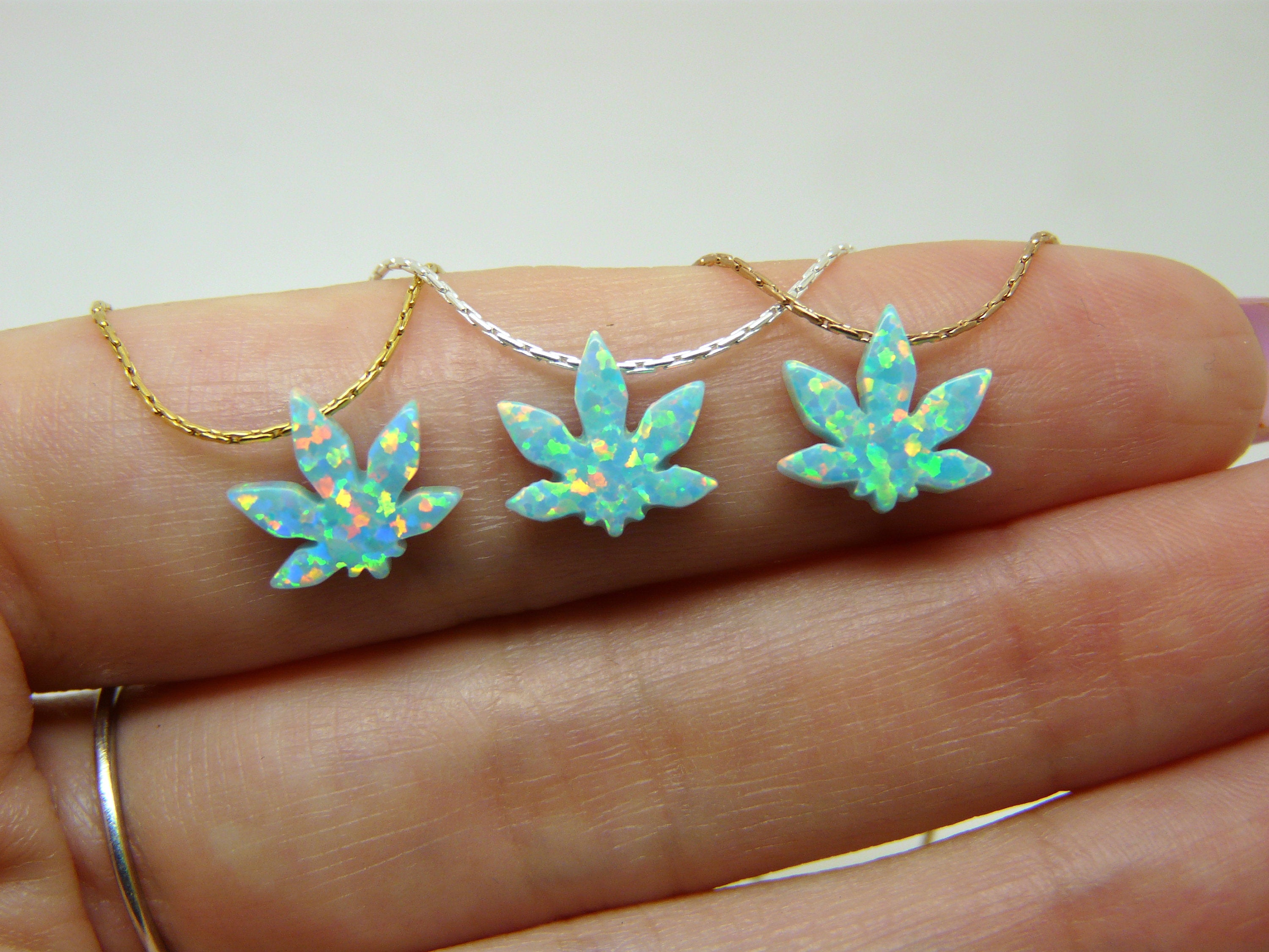 Marijuana Leaf necklace