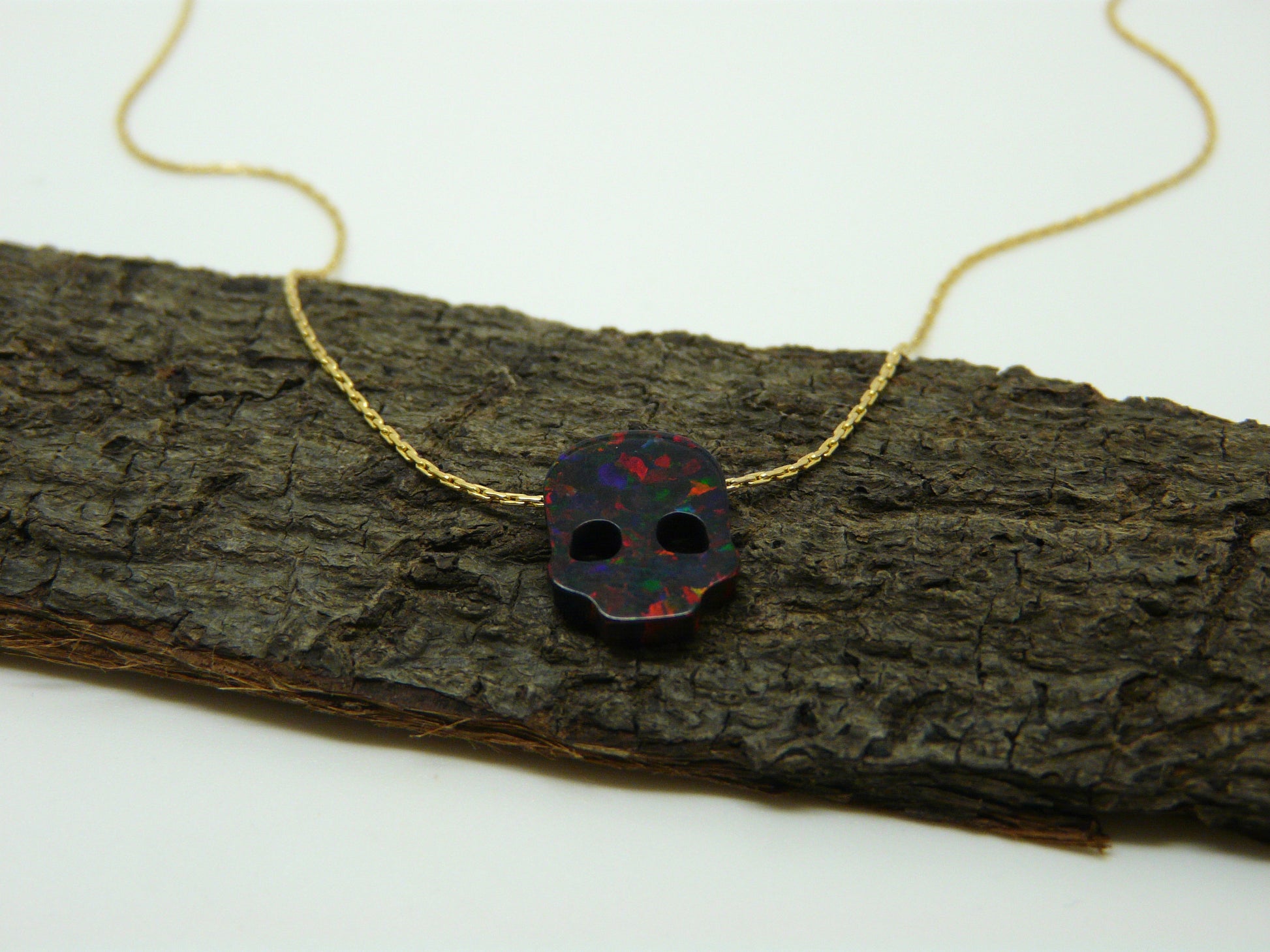 Skull necklace