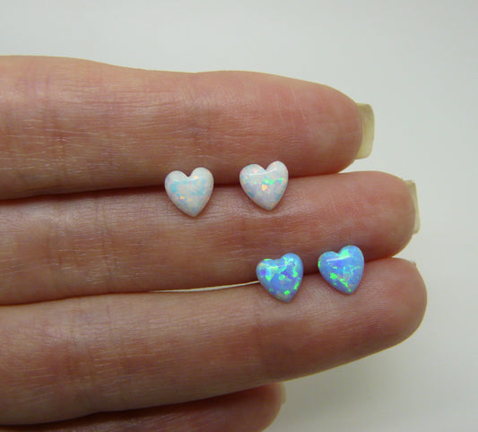 Heart stud earrings