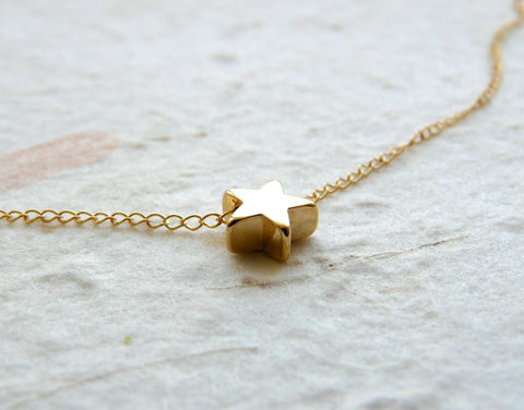 Tiny star necklace - OpaLandJewelry