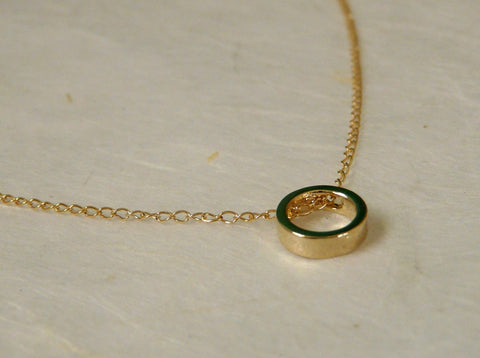 Delicate circle necklace - OpaLandJewelry